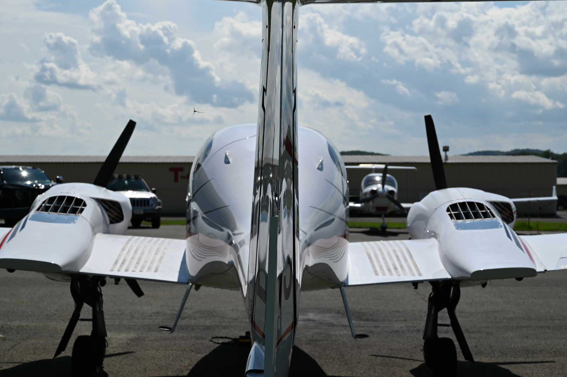 2005 DIAMOND DA42