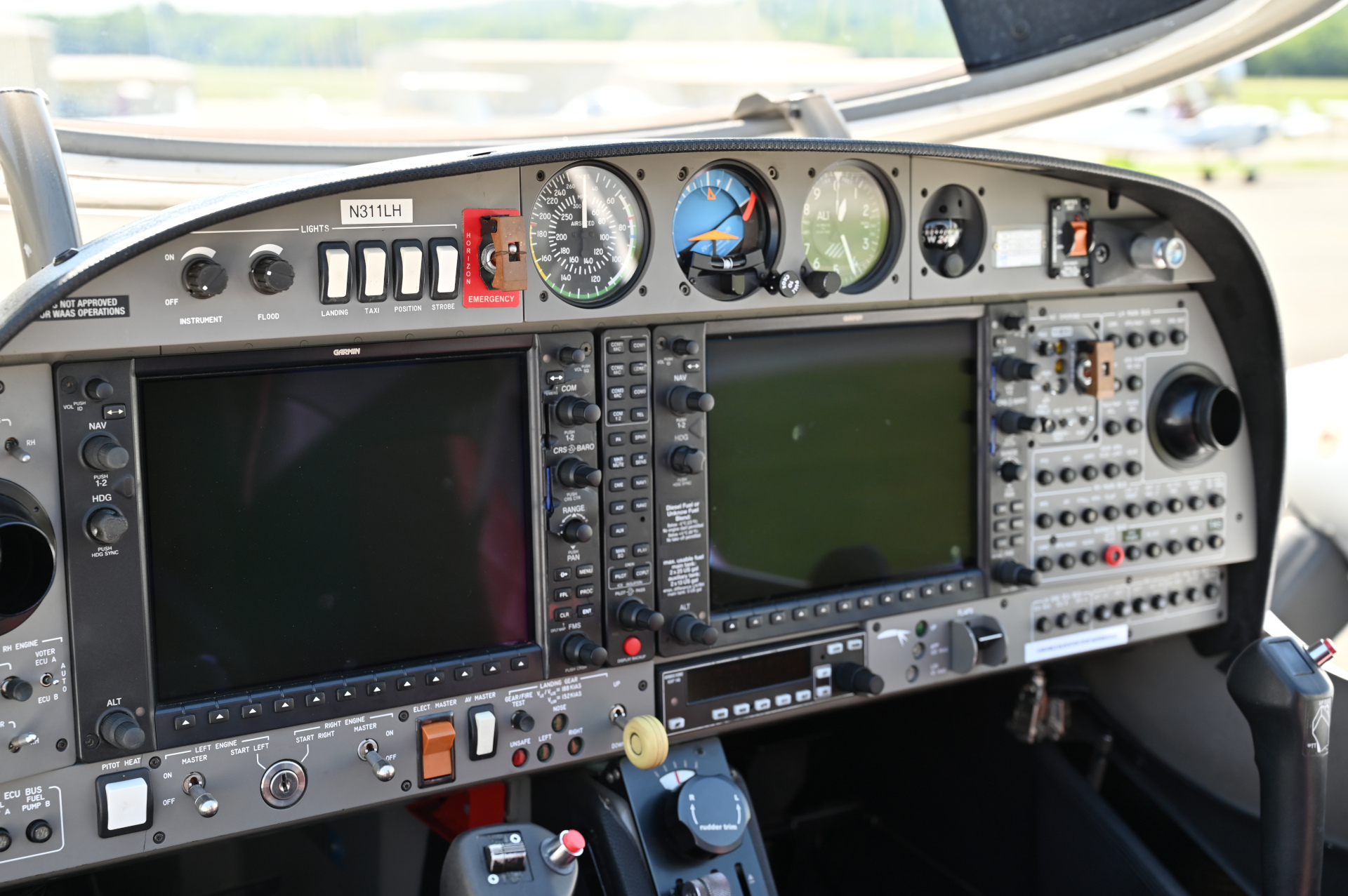 2005 DIAMOND DA42