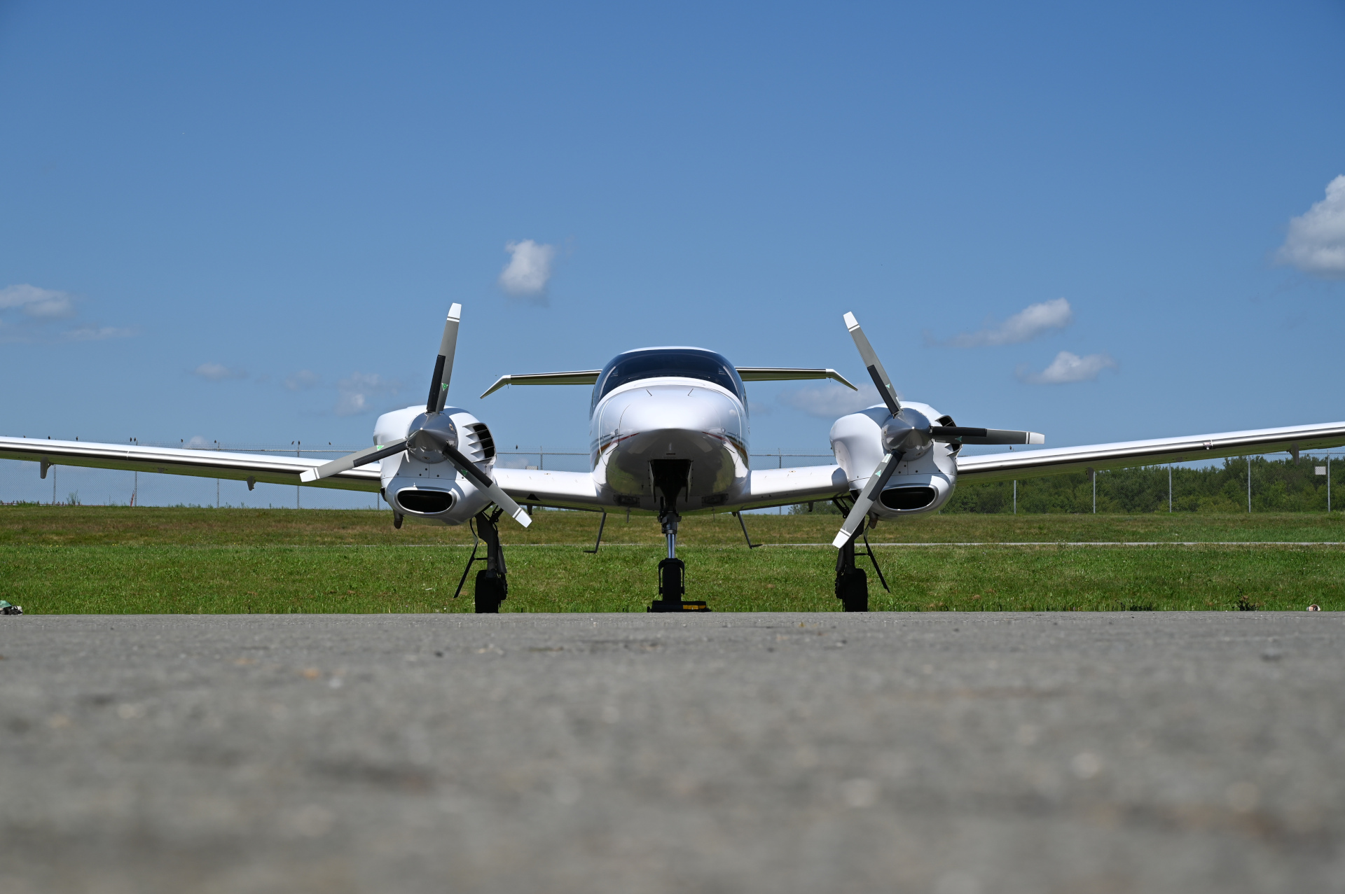 2005 DIAMOND DA42