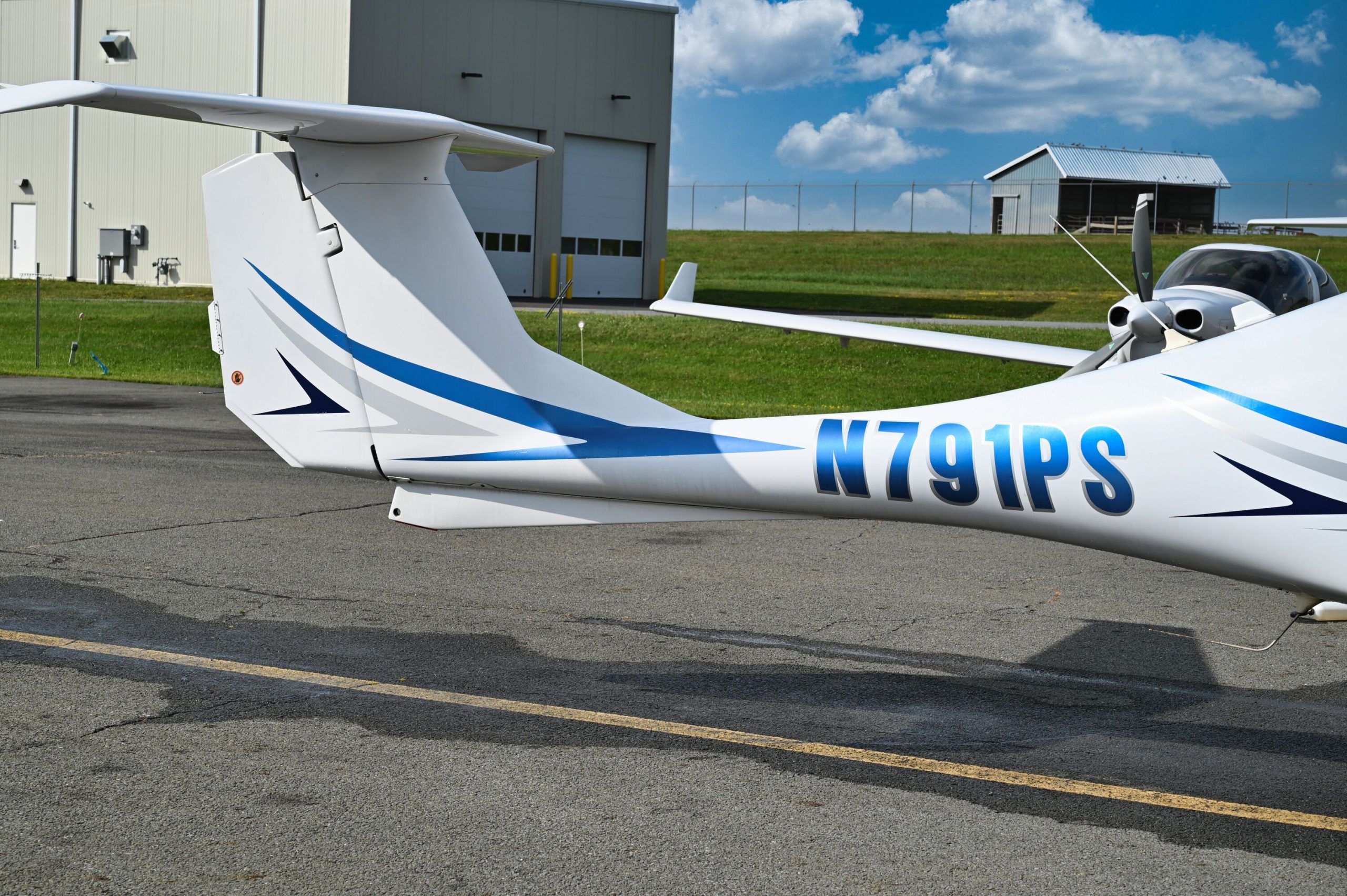 2007 Diamond DA40-180