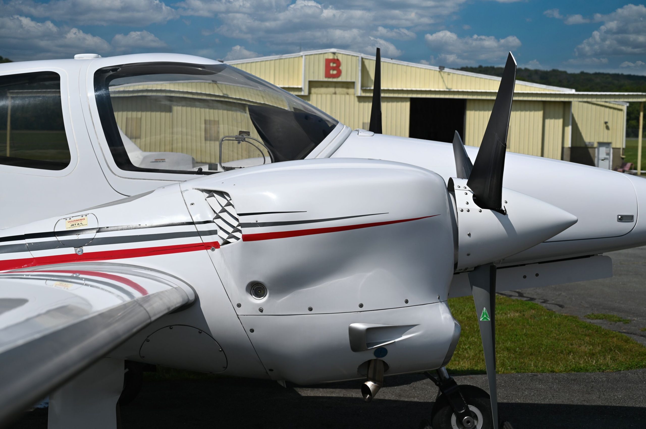2007 DIAMOND DA42