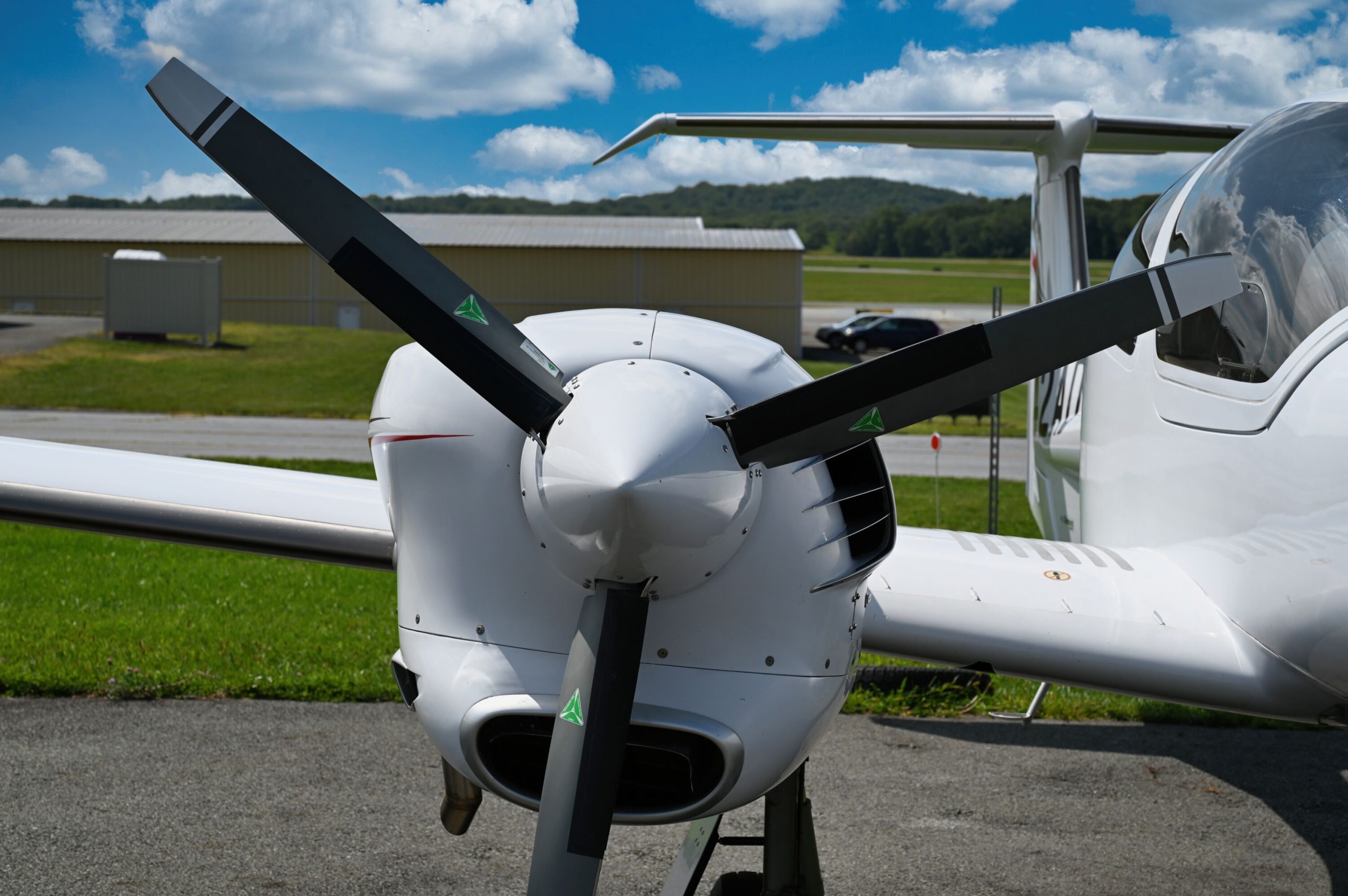 2007 DIAMOND DA42