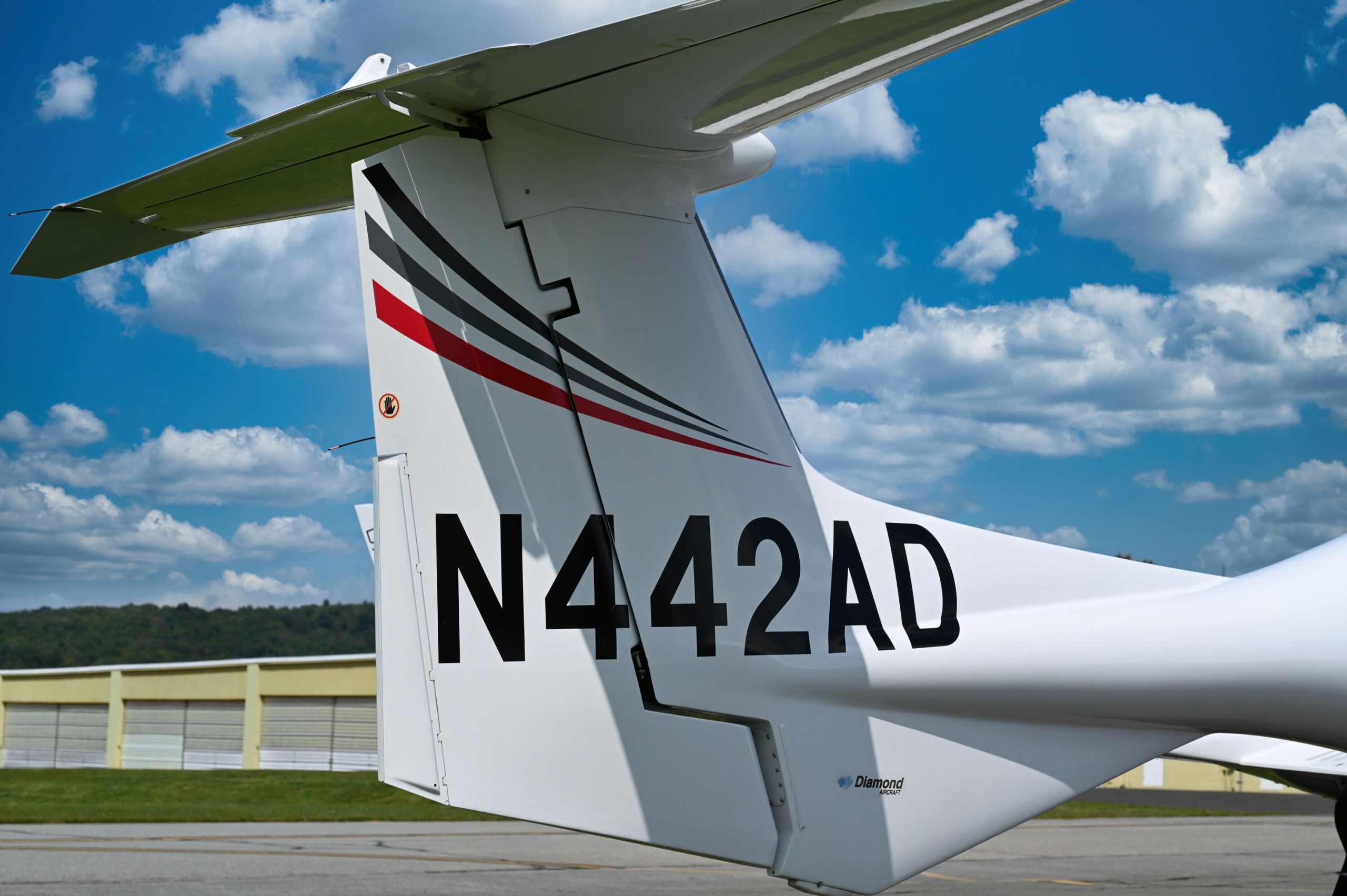 2007 DIAMOND DA42