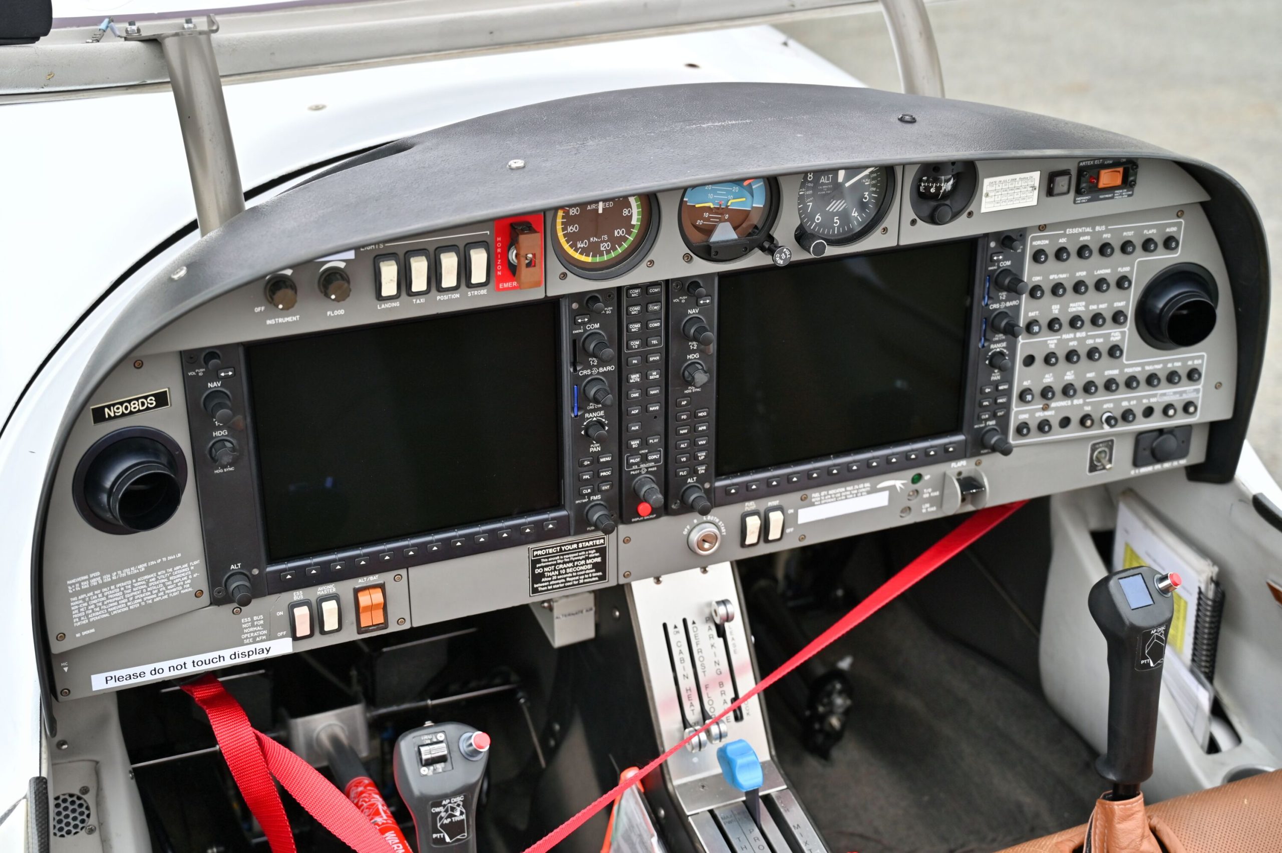 2008 DIAMOND DA40-180