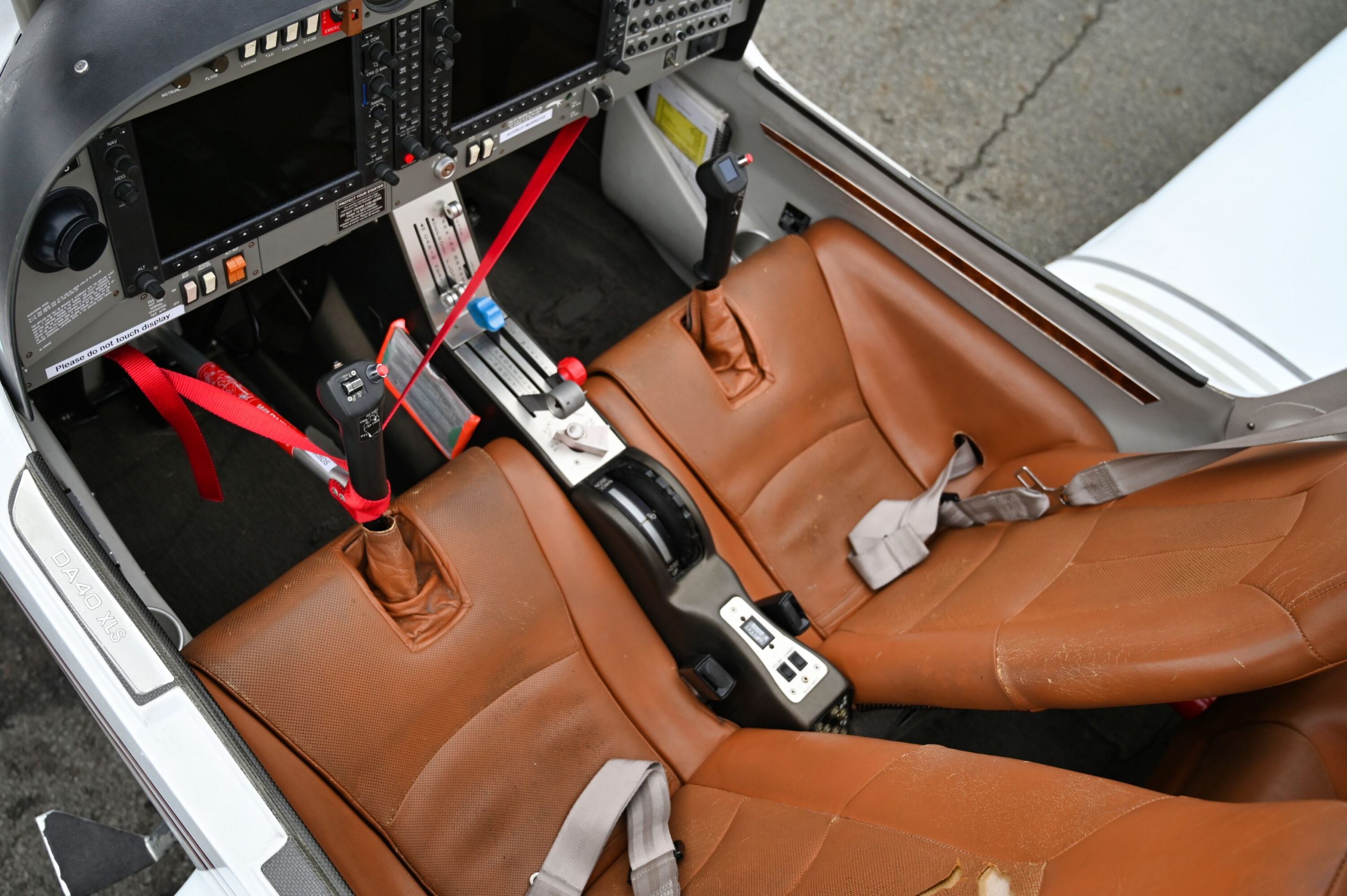 2008 DIAMOND DA40-180